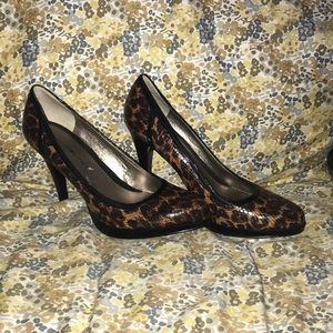 Leopard heels🐆🐆🐆🐆